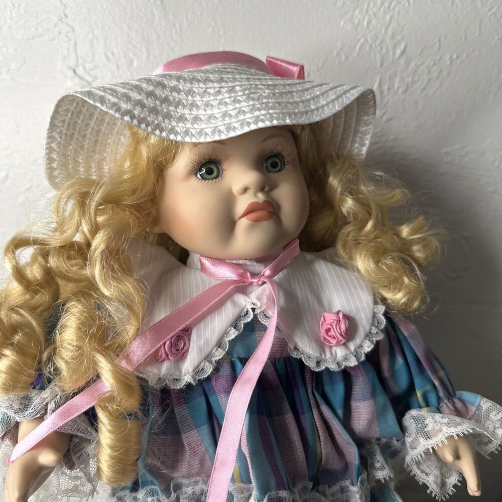 Doll Blonde Curly Hair The Collection Choice DEE DEE Collection